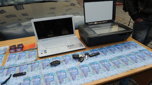 توقيف مشتبه فيه في قضية تتعلق بتزوير العملة الوطنية وعرضها للتداول