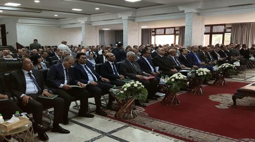 فاس :أشغال اللقاء التشاوري الجهوي الخاص بالحوار الوطني حول التعمير والإسكان.