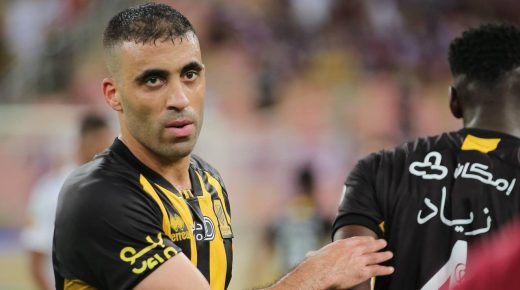 الاتحاد الدولي لكرة القدم “فيفا” يصدر حكمه في قضية عبد الرزاق حمد الله
