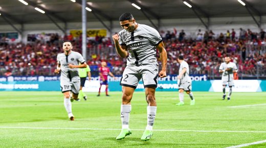 02 Achraf HAKIMI (psg) during the Ligue 1 Uber Eats match between Clermont and Paris Saint Germain at Stade Gabriel Montpied on August 6, 2022 in Clermont-Ferrand, France. (Photo by Philippe Lecoeur/FEP/Icon Sport) - Photo by Icon sport