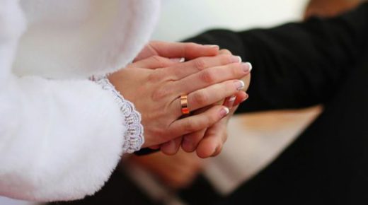 المتخصصون في علم الوراثة ينصحون بتجنب زواج الأقارب