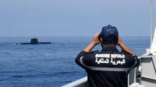 البحرية الملكية المغربية تلقي القبض على مواطنيْن إسبانيين كانا بصدد تهجير 10 مغاربة.