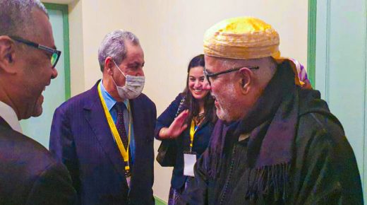 ابن كيران يمازح العنصر : “علاش داير هاذ النكاب”