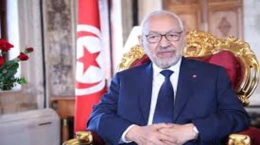 القضاء التونسي يصدر قرارا يمنع الغنوشي من السفر إلى الخارج.