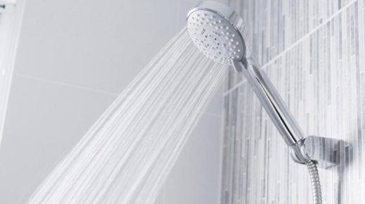 الاستحمام اليومي “ليس مهما حقا كما يعتقد البعض”