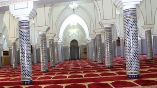 وزارة الأوقاف والشؤون الإسلامية تعمل على تحسين فعالية نفقات المعدات والنفقات المختلفة والنفقات المرتبطة بالاستثمار