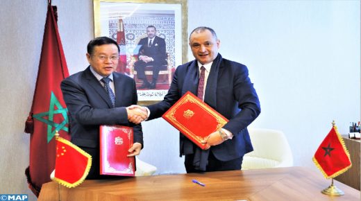 توقيع كل من المغرب والصين مذكرة تفاهم تهم إنشاء مجموعة عمل من أجل تسهيل وتعزيز المبادلات التجارية بين البلدين.