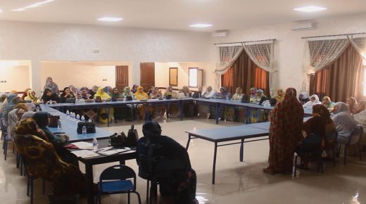 “منتدى المرأة الصحراوية ديمقراطية وتنمية” ينظم دورة تكوينية لفائدة ستين تعاونية فلاحية نسائية بجهة العيون – الساقية الحمراء