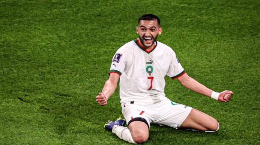 حكيم زياش ضمن النجوم العالميين والمشاهير الذين صنعوا سعادة الغير في عام 2022