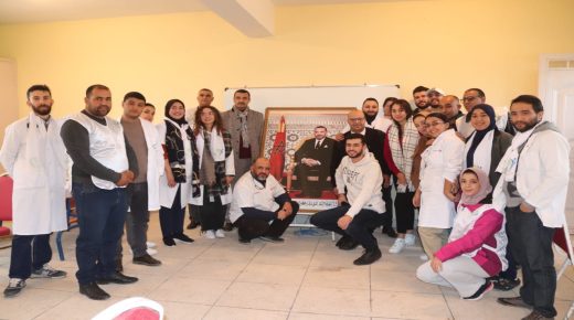 جماعة اهل واد زا … قافلة طبية تحط الرحال بدوار الرحاحلة لكرارمة بمعدات ضخمة