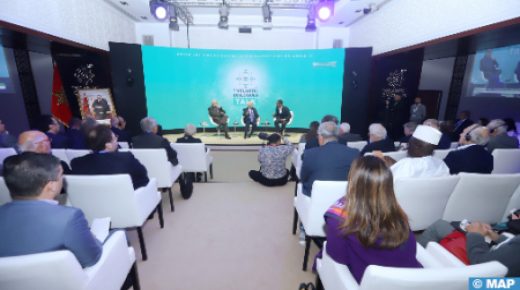 أندري أزولاي: “في مقابل التراجعات والتصدعات التي تعبر عالما مُجزأ يجسد المغرب وعود وآمال حداثة اجتماعية وثقافية”