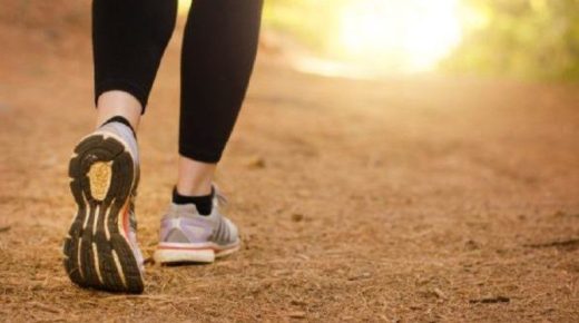 عدد خطوات المشي اليومية يمكن أن تخفض خطر الإصابة بأمراض القلب والأوعية الدموية