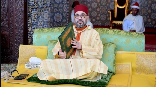 أوامر بزيادة المكافأة الشهرية للأئمة