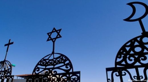 حفل بكنيسة سان جاك بالمحمدية في إطار حفل أطلق عليه “غاليت الأخوة”