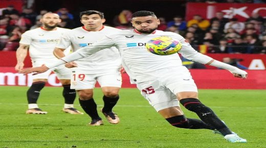 يوسف النصيري يعبر رغبته في البقاء باشبيلية