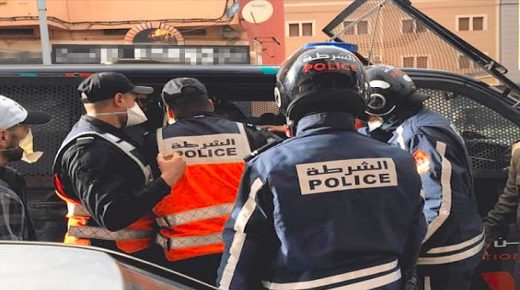 توقيف سائح أجنبي يشتبه بتورطه في استدراج طفل قاصر ومحاولة هتك عرضه