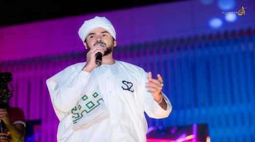 سامو زين  يحيي حفل عيد الحب فى العاصمة السودانية الخرطوم بالزى السودانى الرسمى