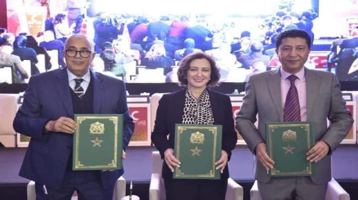 مجلس جهة الشرق والولاية يوقعان اتفاقية شراكة مع هذه الوزارة لتطوير منظومة الاقتصاد الاجتماعي والتضامني