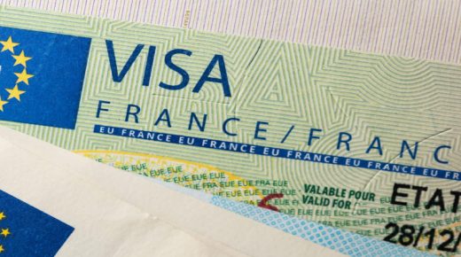 النشاط القنصلي للسفارة الفرنسية في المغرب يعود إلى وتيرته العادية