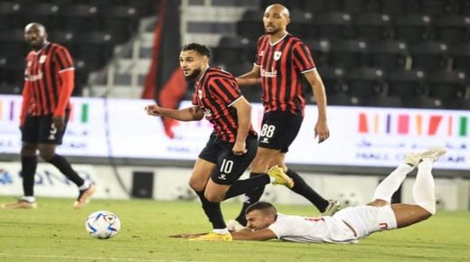 سفيان بوفال يتعرض للإصابة