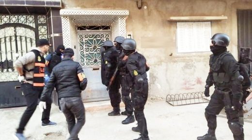 فاس: توقيف سبعة أشخاص للاشتباه في تورطهم في ارتكاب أعمال الابتزاز تحت مسمى “الفيء”