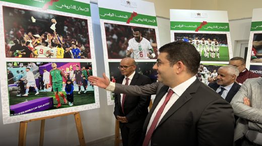 محمد مهدي بنسعيد في زيارات ميدانية لتفقد خلالها مرافق ثقافية وشبابية بمدينة الداخلة