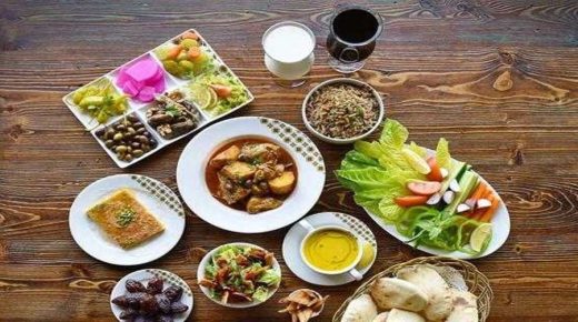 مائدة رمضانية تشمل أغذية “غنيّة بالفوائد الصحية