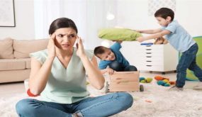 تعرف على سلوكيات أطفالها أصحاب النشاط الحركي الزائد