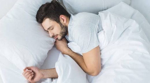 أساليب تكنولوجية تساعدك على تطوير النوم وتحسين جودته بشكل لا يصدق