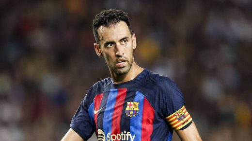نادي برشلونة ا يمنح مهلة أخيرة لسيرجيو بوسكيتس للرد على عرض تمديد عقده
