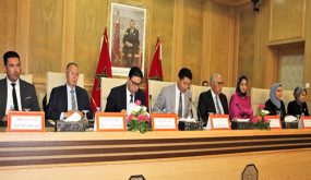 مجلس جهة الشرق يصادق على 24 مشروع اتفاقية وبإحداث وحدات صناعية بمبلغ استثماري إجمالي يفوق 405 مليون درهم (+ فيديو)