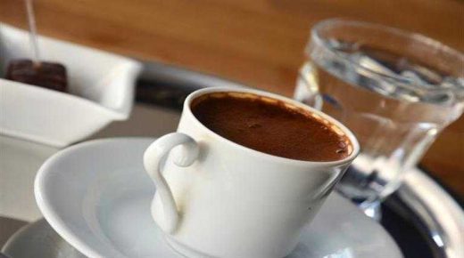 مضار شرب القهوة عند الإفطار