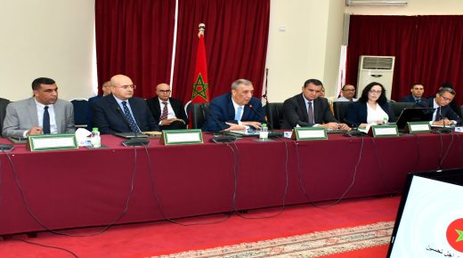 انعقاد اجتماع تطرق الى آليات تحسين مناخ الأعمال بإقليم الحسيمة