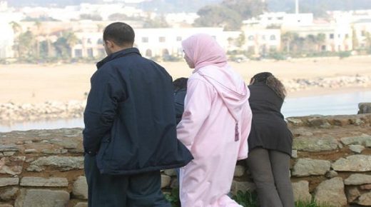 تأخر سن الزواج وارتفاع نسب الطلاق يهددان استمرار الأسرة المغربية