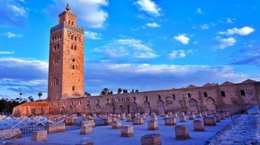 أحمد التوفيق يعتزم “هدم المرافق الصحية الحالية لمسجد الكتبية وإحداث مرافق صحية جديدة تحت أرضية المسجد”