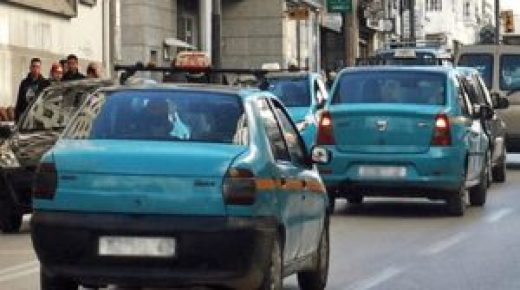 رابطة حقوقية ترفض مقترح الزيادة في تسعيرة خدمات سيارات الأجرة بطنجة
