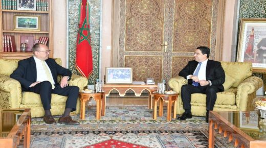 رئيس لجنة العلاقات الخارجية في الجمعية الوطنية الهنغارية يشيد بمخطط الحكم الذاتي الذي تقدم به المغرب