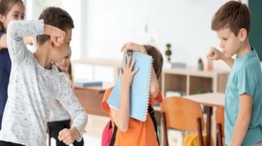 تقرير : نسبة كبيرة من التلامذة في المدارس الابتدائية والثانوية تتعرض لأشكال مختلفة من العنف والتنمر