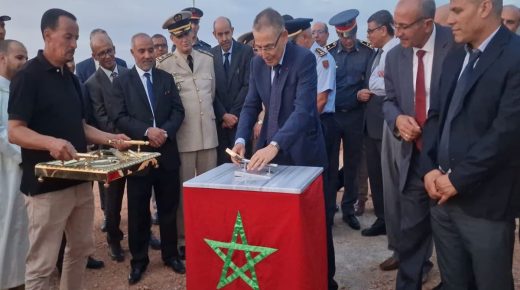 تدشين وإطلاق مشاريع تنموية بالجماعات الترابية أولاد كناو وفم العنصر
