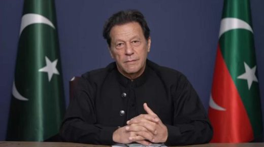 رئيس الوزراء الباكستاني السابق عمران خان يوجه نداء إلى إنصاره بعد صدور الحكم بالسجن