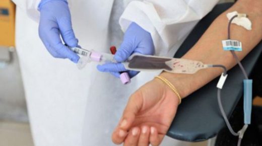 مئات المواطنين يشاركون في عملية التطوع بشكل جماعي للتبرع بالدم بالجديدة