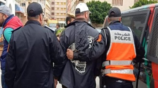 توقيف المشتبه فيه الرئيسي المتورط في ارتكاب سرقة من داخل وكالة لتحويل الأموال