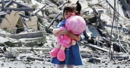 الكارثة …طفل يقتل كل 15 دقيقة في غزة