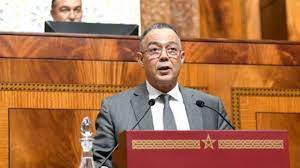 فوزي لقجع: الحكومة تقترح تعديلات بقانون المالية ليشمل المؤسسات العمومية التي تمارس نشاطا غير تجاري.