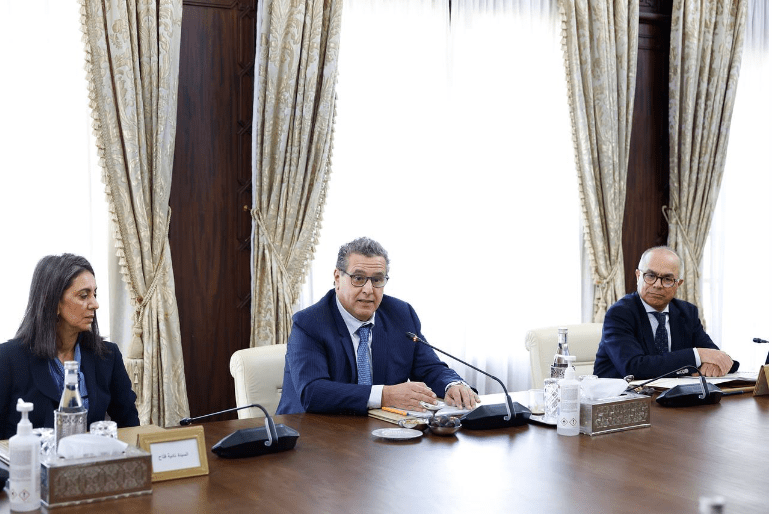 رئيس الحكومة يجتمع بممثلي النقابات التعليمية الأكثر تمثيلية في محاولة لامتصاص غضب الشغيلة التعليمية
