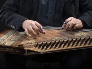 تنظيم الدورة السادسة للمهرجان الدولي لآلة القانون بالرباط