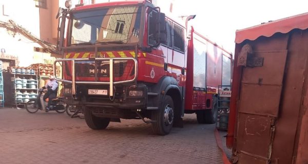اندلاع حريق مهول داخل منزل بحي الموقف بالمدينة العتيقة لمراكش.