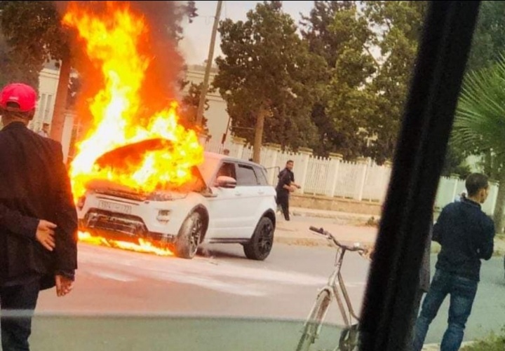 وجدة: مصرع شابين احتراقا في اصطدام سيارتهما بشاحنة النظافة