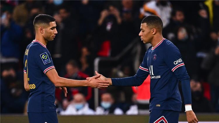 “ديفنسا سنترال”: هؤلاء يتنافسون مع حكيمي من أجل العودة إلى ريال مدريد
