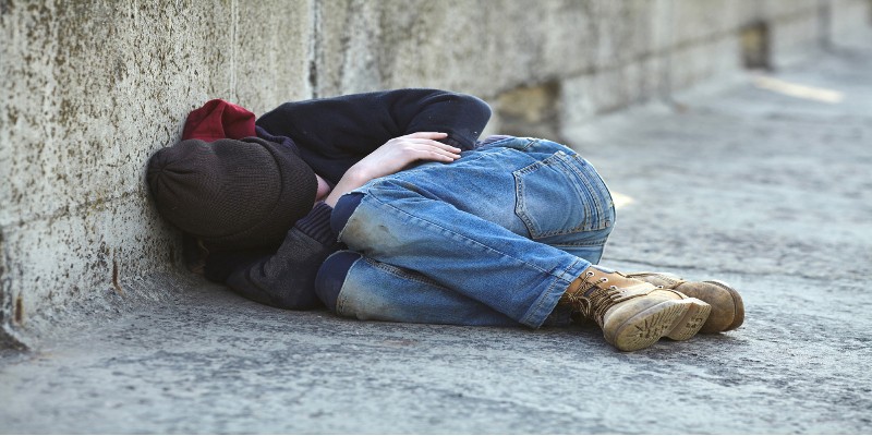 السلطات المحلية بمدينة جرسيف تطلق حملة لإيواء الأشخاص المشردين